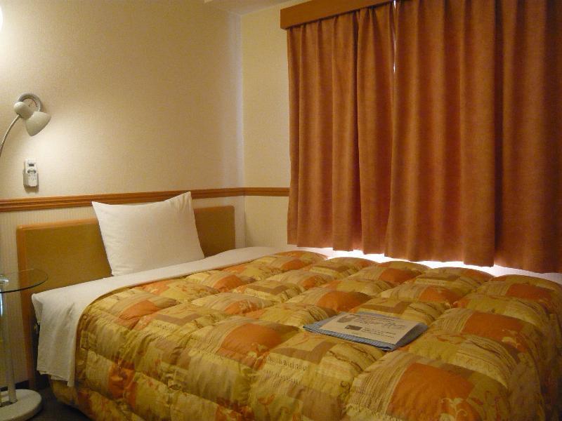 Toyoko Inn Hakata-Eki Bus Terminal Mae Fukuoka  Extérieur photo